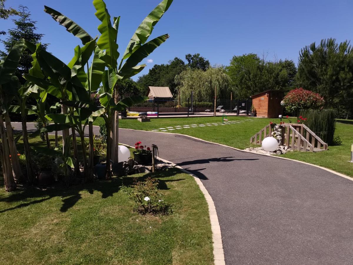 HeugasAu Petit Pedegouaty住宿加早餐旅馆 外观 照片