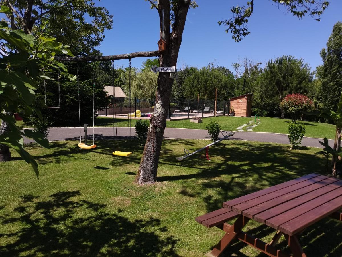 HeugasAu Petit Pedegouaty住宿加早餐旅馆 外观 照片